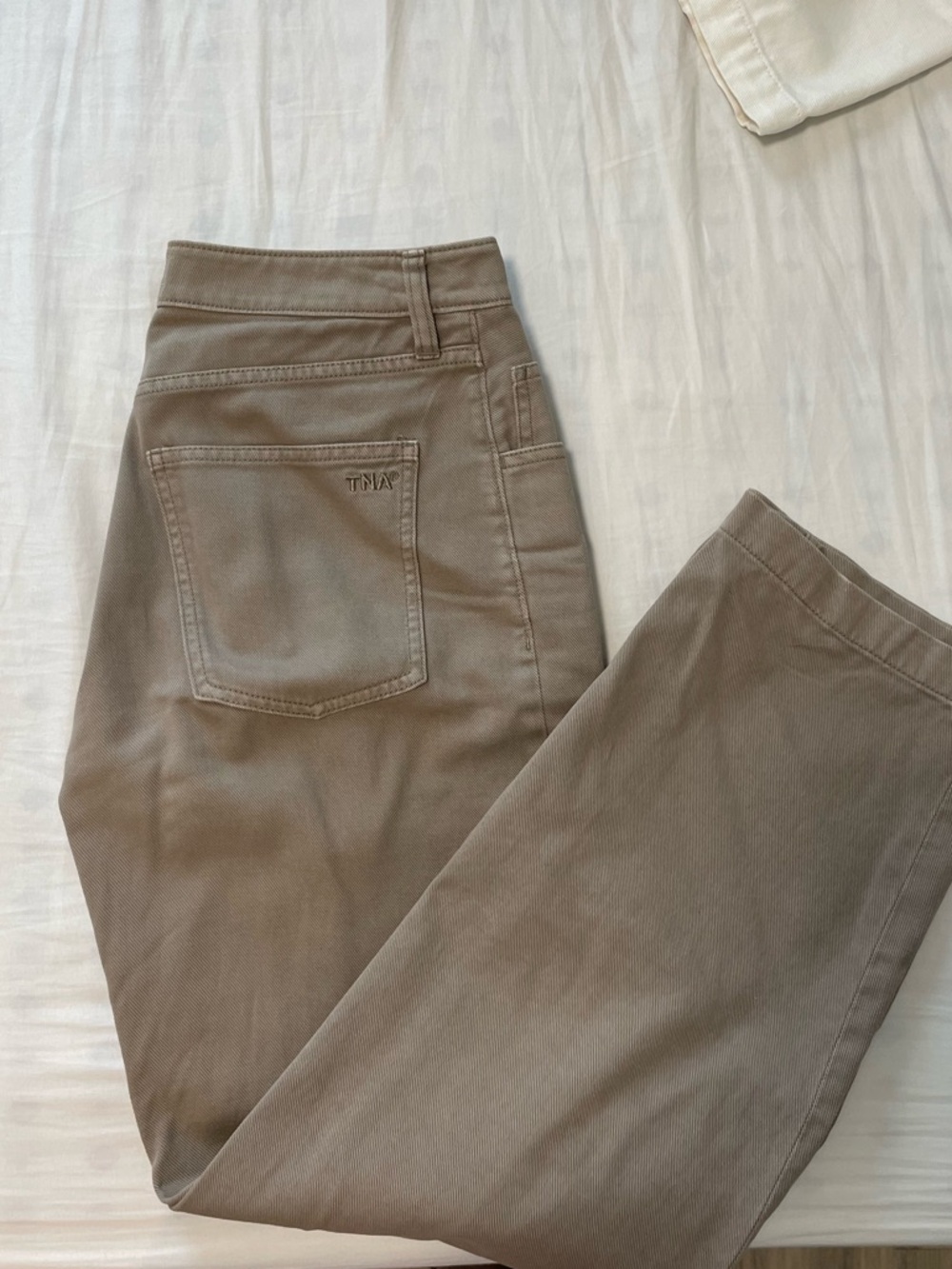 Aritzia TNA Groundwork Baggy Pant - Picture 2 of 3
